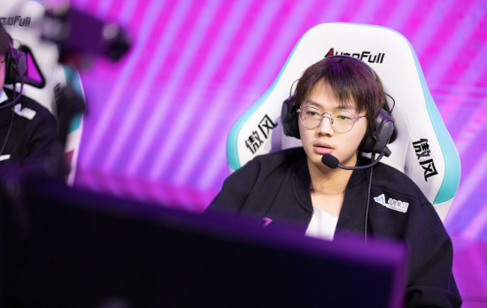 C4战队勇夺江西战马英雄联盟挑战赛冠军