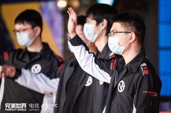 青海西宁二月二龙抬头盛况 河湟舞龙邀请赛精彩开赛